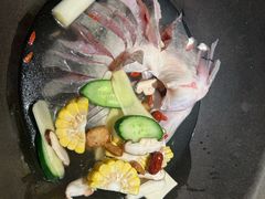 -鲜潭蒸汽石锅鱼(五道口购物中心店)