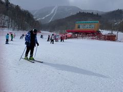-亚布力新体委滑雪场