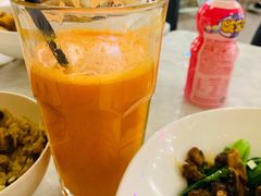 鲜橙胡萝卜汁-Lilliput粒粒堡亲子餐厅(置汇旭辉店)