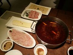 -小天鹅火锅·一线江景洪鼎旗舰店(洪崖洞店)