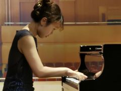 -柏斯音乐艺术中心·钢琴·吉他(上音店)