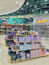 -卡通派潮品玩具折扣仓(青岛新城吾悦广场店)
