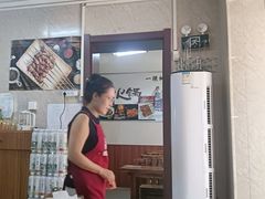 -一棵树烧烤店(中央大街店)