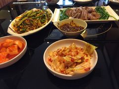 英子狗肉馆-英子补身汤(海兰路店)
