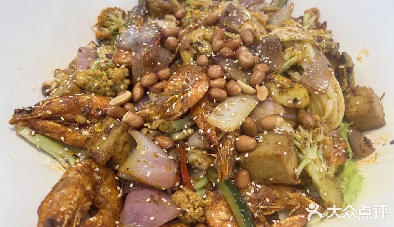 春天来了，天气晴朗，出来逛逛顺便觅食放松心情
