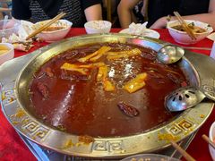 -山城年华老火锅(玉林店)