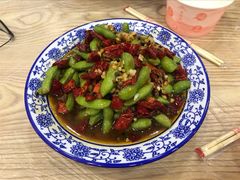 绝味毛豆-江城燕子大排档(江汉路步行街店)