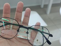 -优购镜仓(黄岛吾悦店)