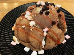 巧克力冰淇淋菠萝包-Let's Taipei 非常烘焙(太古里店)