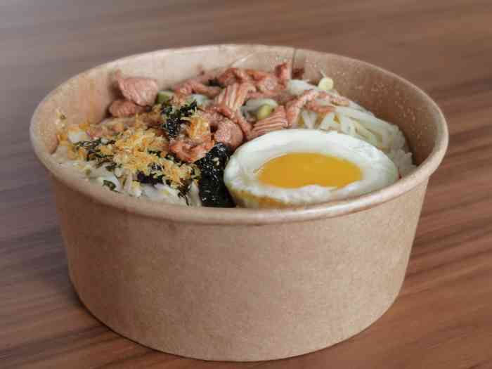 国王拌饭(五一中路店)-"这家孜然牛肉拌饭真的美味,酱多肉嫩份量足.