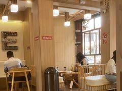 -霸王茶姬(南强街店)