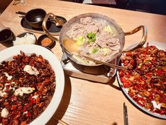 -川堂风·跷脚牛肉·乐山爆炒(宝山日月光店)