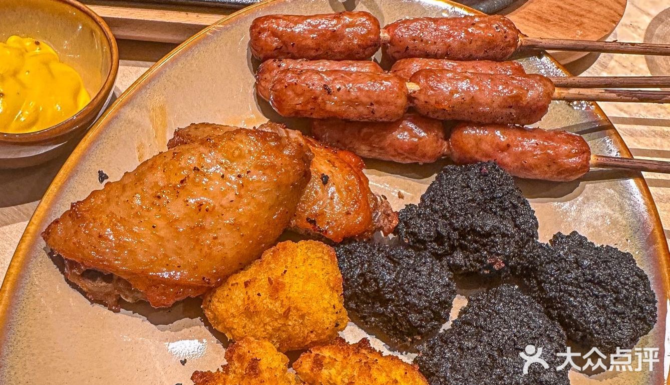 武汉！榴莲脑袋闭眼冲👀的披萨店！