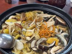 -菌之家·专业纯野生菌火锅·特色炒菌