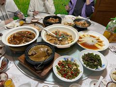 -鄱阳湖·江西小炒·瓦罐煨汤(五道口店)