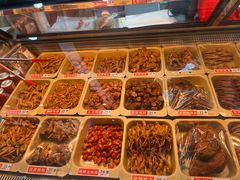 -绝味鸭脖(龙阳路生活广场店)