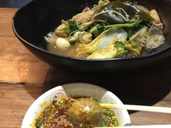 -万记麻辣烫国展总店