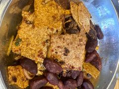 -嘎嘎鸭下巴·爆辣干锅(明教寺店)