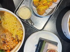 -W COLLECTIVE  DESSERT SHOP