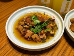 酸菜肘子扣碗-禾珍珠家常小馆(河南博物院店)