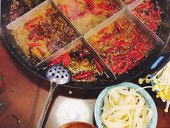 -重庆老火锅王(西安北路店)
