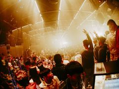 -V AMUSING CLUB·酒吧(银河中心店)