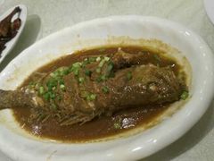 -赶海部落海鲜城(海阳路店)