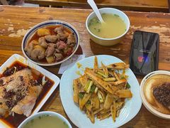 -朱大嘴肥肠血旺(福字街店)
