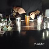 这一口卤肉饭棒～～