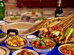 -马路边边·成都串串(翠柏路店)