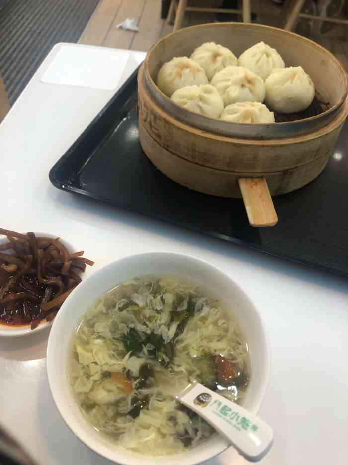 凤起小笼(宋家庄旗舰店)-"首页推了几次这家店 评价不错 晚上特意过.