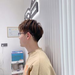 -侨治发型