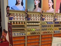 -moody彩瞳(环宇城店)