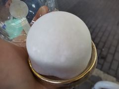 -蜜蜂小象·榴莲千层蛋糕(时代汇11栋店)