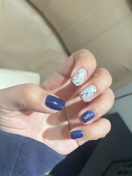 -天生爱美甲