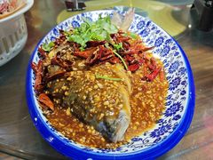 蒜爆鲤鱼-忆外婆徐州菜·地锅鸡·生日宴(吴庄店)