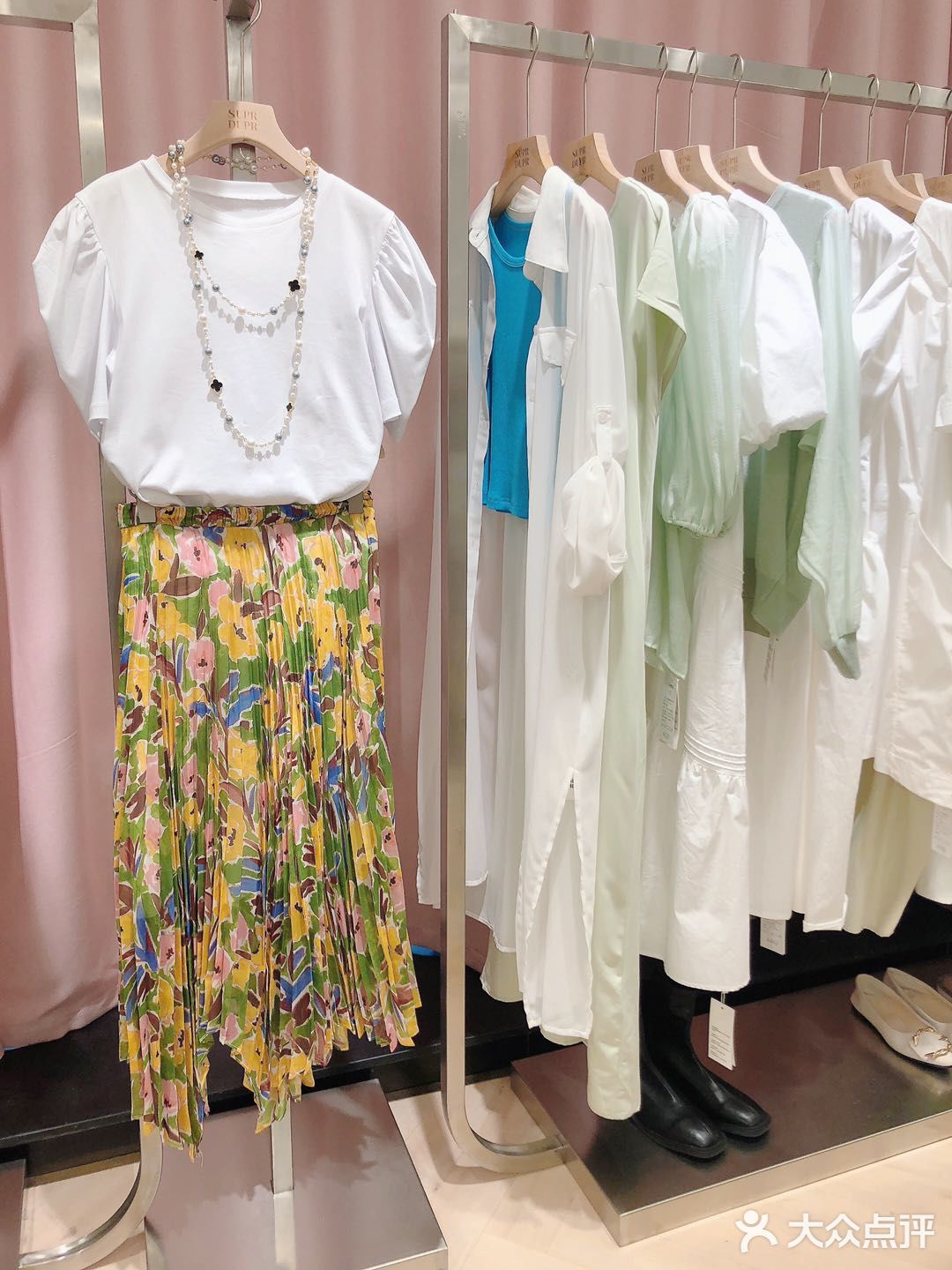 写字楼里的日韩原单店 佩服老板的好品味