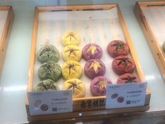 面包甜点陈列柜-南宋胡记(杭州体育场路店)