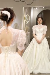 -艾米丽婚纱礼服