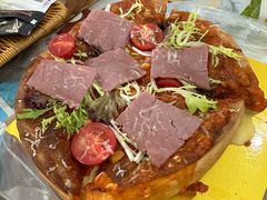 -Dragon Pizza•圆脸龙披萨·牛排餐厅
