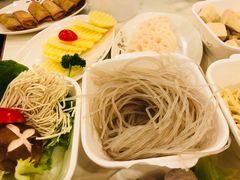 -一席地·本地鸡窝·杭帮鸡火锅(萧山银隆百货店)