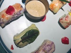 漫步花开彩虹卷-蜜桃花开·中西融合菜E&W(南长街店)