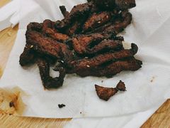 -愉肴麻辣香锅(中山路店)