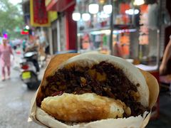 -老马家马蓉蛋菜夹馍·腊牛肉夹馍(回民街店)