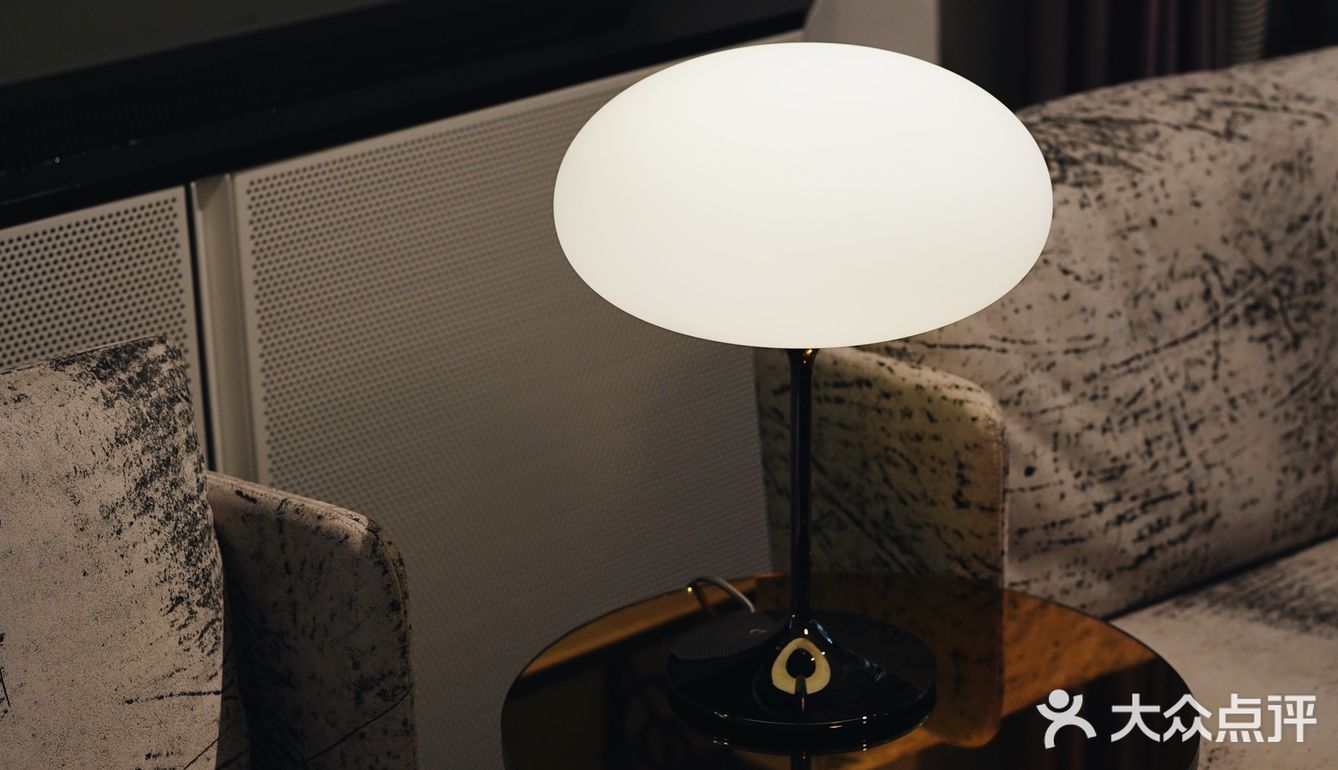 “灯控”必逛设计展｜GUBI，用光写诗，不只是艺术的感动