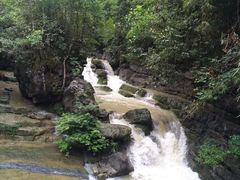 -牛角寨瀑布景区
