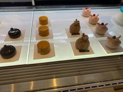 -Fridi Patisserie Cafe