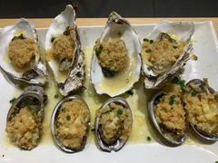 -四川小胡子海鲜(丁村万人海鲜广场店)