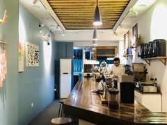 -留白咖啡(人民巷八号大院店)