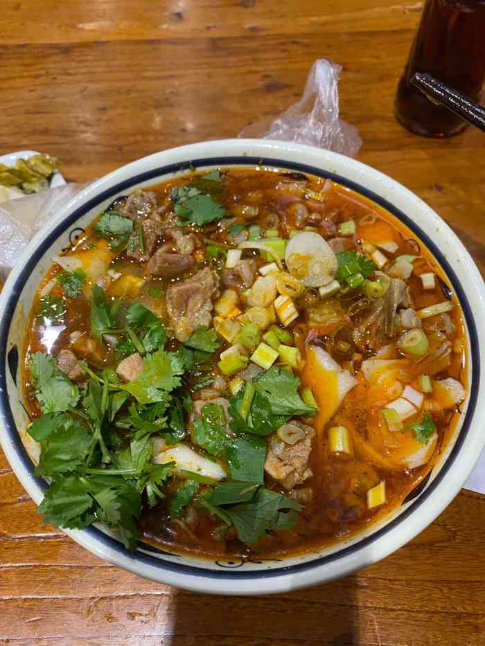 吴记绥德羊杂碎羊肉面(凤城九路店)-"西安这两天出奇的冷,羊肉面确实